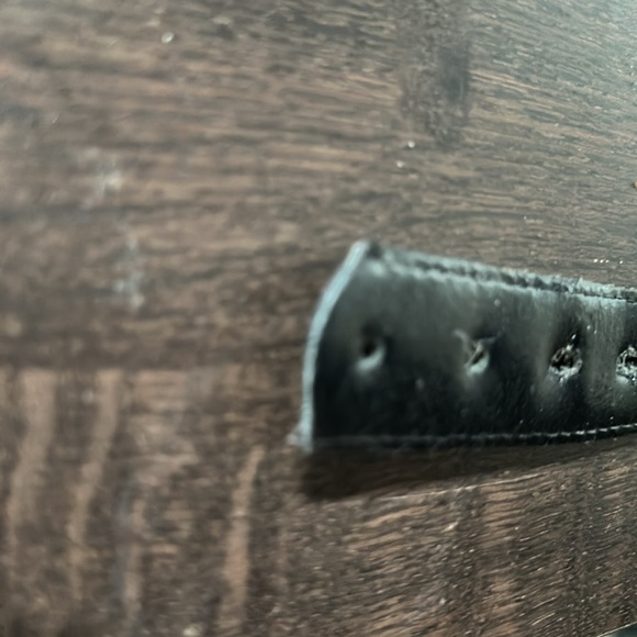 Mens Burberry belt - Picture 5 of 7